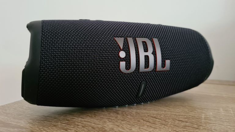 اسپیکر پرتابل و بلوتوثی JBL Charge 5
