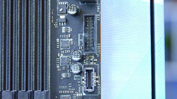 u;s usb-c-connectivity-msi-motherboard