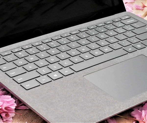 surfacebook4-e-microsoft-laptop_keyboard
