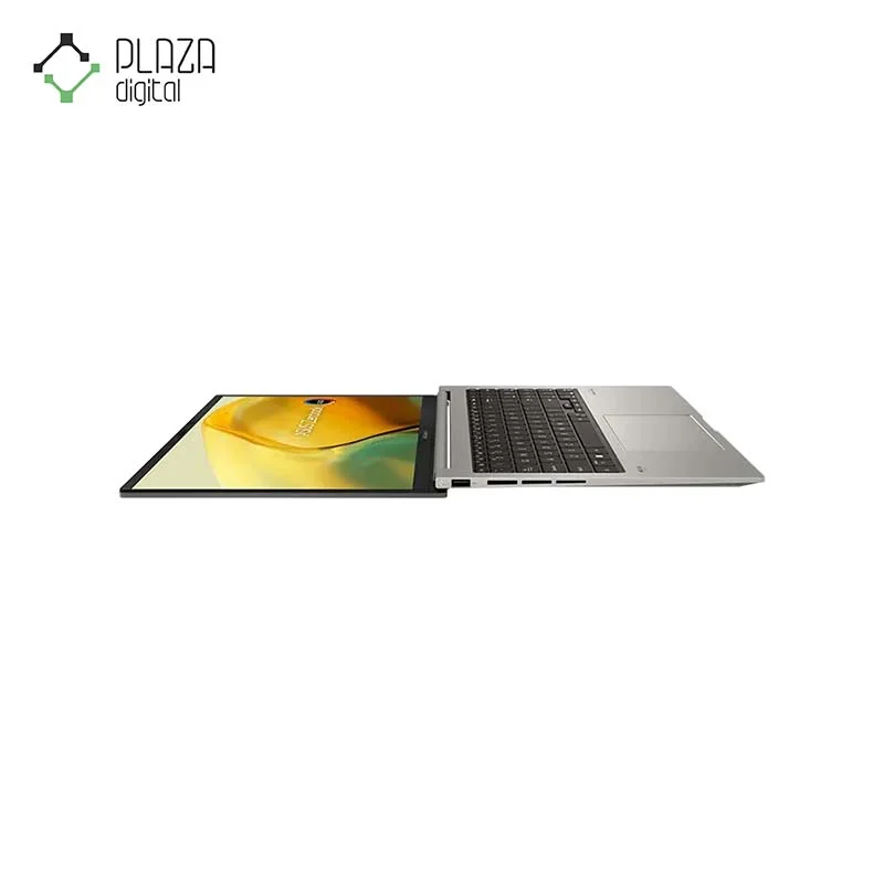 نمای 180 درجه لپ تاپ ایسوس 15.6 اینچی مدل Zenbook 15 OLED UM3504DA R7 7735U 16GB 1TB Radeon پلازا دیجیتال