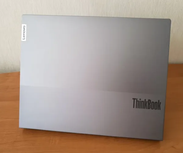 نمای ظاهری لپ تاپ لنوو Thinkbook 16-BF