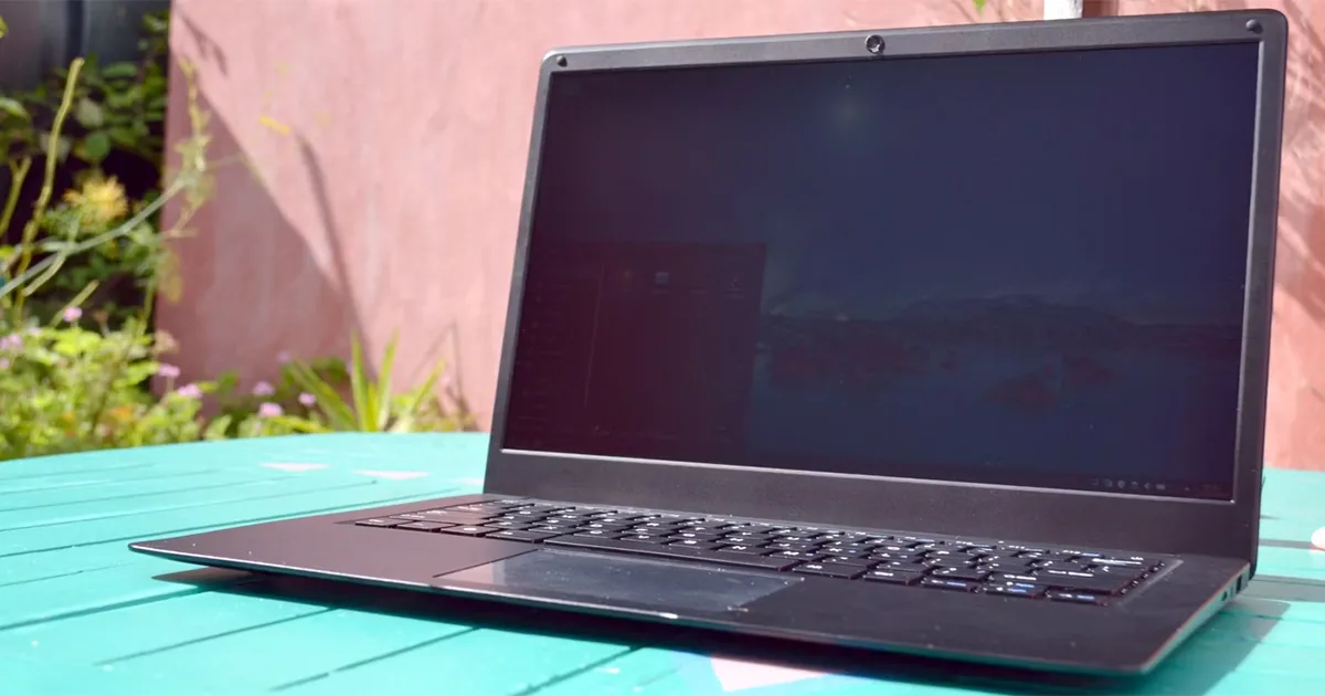 laptop under the sun 3 jpg