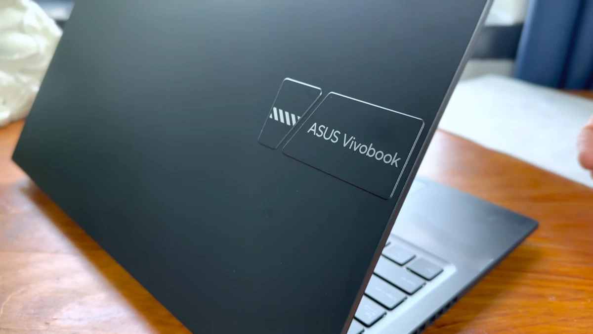 لپ تاپ Asus VivoBook 15 F1504VAP