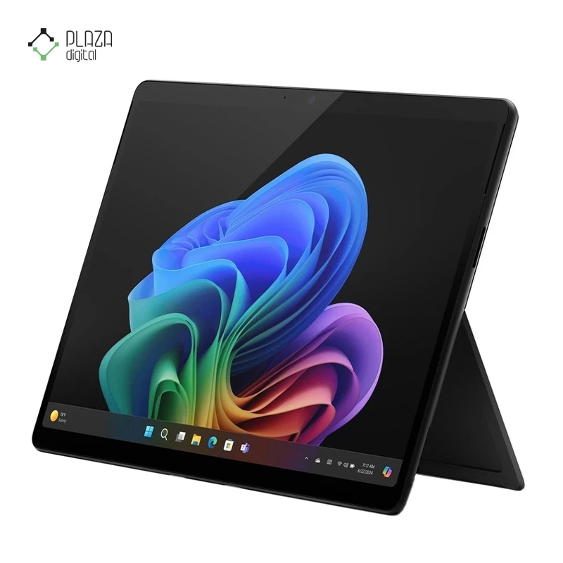 نمای جلو تبلت مایکروسافت 13 اینچی مدل Surface Pro 11 Snapdragon X Elite ظرفیت 256 گیگابایت رم 16 گیگابایت رنگ مشکی پلازا دیجیتال