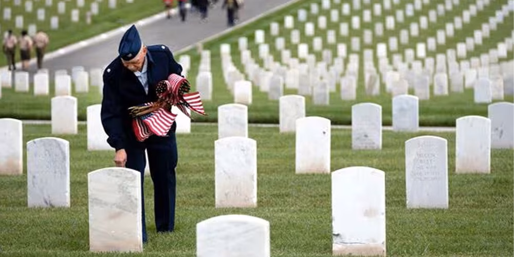 روز یادبود ؛ Memorial Day و گرامیداشت فداکاری 4 روز یادبود یا Memorial Day