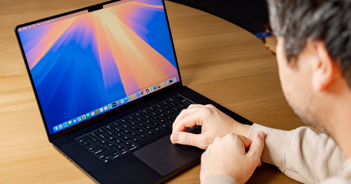 macbook pro m402