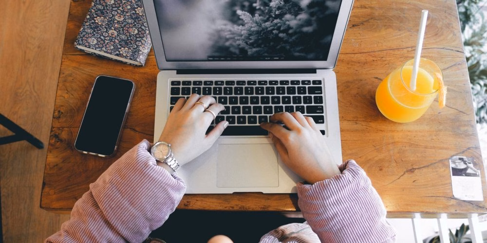 راهنمای استفاده از کیبورد فارسی مک بوک