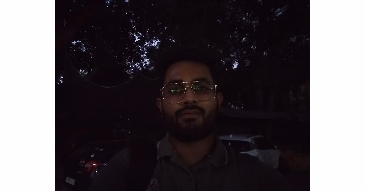 بررسی دوربین سلفی redmi 15 در تاریکی