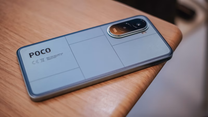 دوربین گوشی پوکو M7 4G