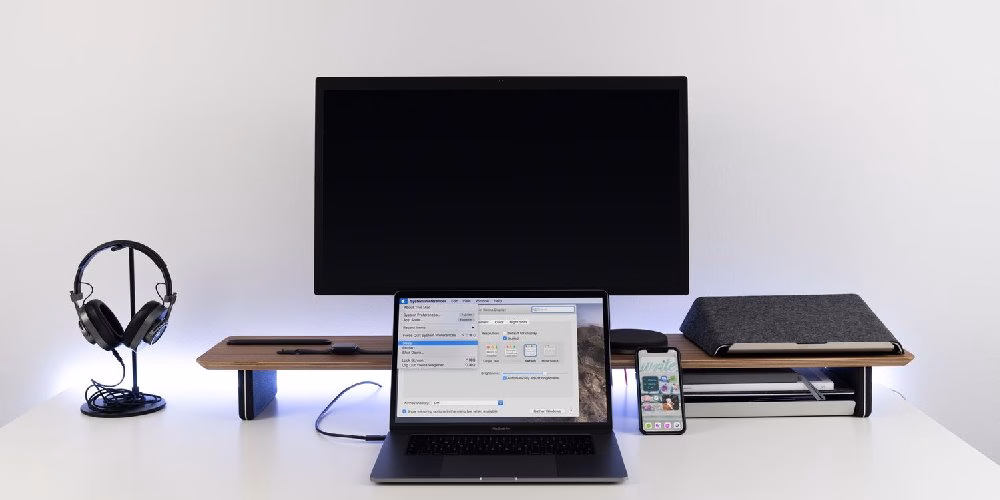 مراحل اتصال مک بوک به مانیتور، تنظیمات و نکات مهم 5 مراحل اتصال مک بوک به مانیتور، تنظیمات و نکات مهم