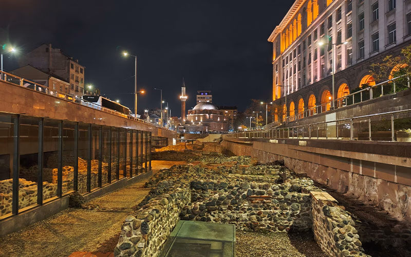 بررسی گوشی پوکو F8 پرو 17 بررسی گوشی پوکو F8 پرو دوربین اصلی