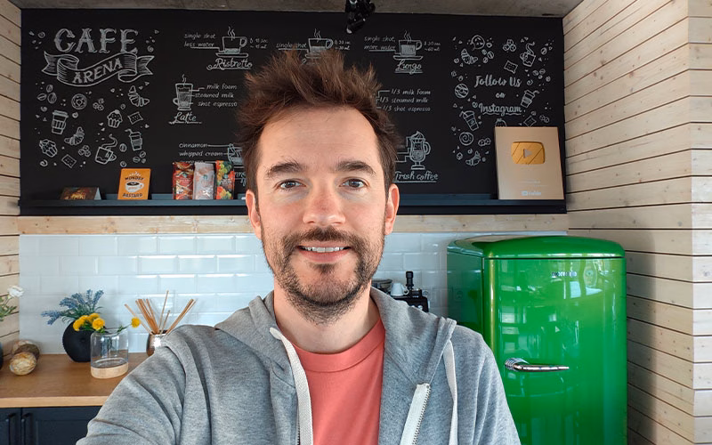 بررسی گوشی پوکو F8 پرو 27 بررسی گوشی پوکو F8 پرو دوربین سلفی