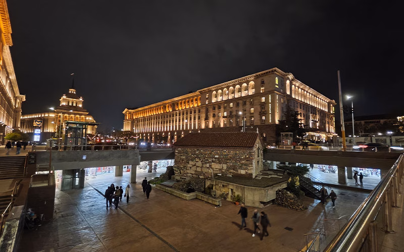 بررسی گوشی پوکو F8 پرو 20 بررسی گوشی پوکو F8 پرو دوربین اولتراواید