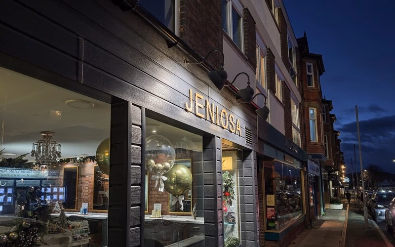 نقد و بررسی پوکو F8 اولترا؛ پرچم داری متفاوت! 26 کیفیت در نور شب poco f8 اولترا