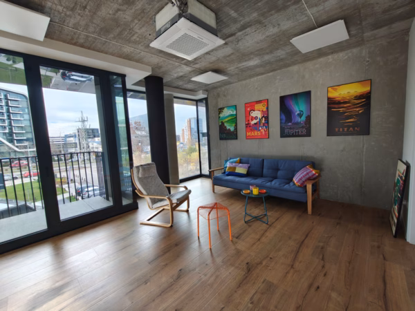 نقد و بررسی موتورولا Edge 70 17 Ultrawide camera in day 2