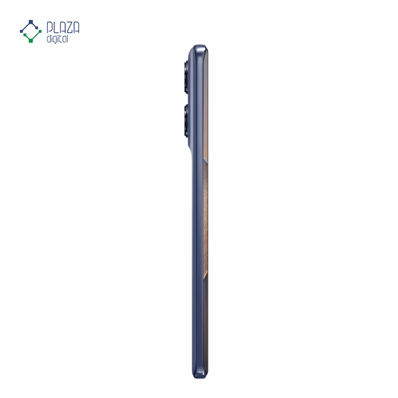 نمای کنار گوشی موبایل موتورولا مدل Edge 60 Fusion 5G ظرفیت 256 گیگابایت رم 12 گیگابایت رنگ بنفش پلازا دیجیتال