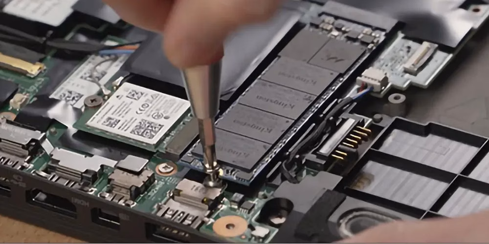 تعویض SSD