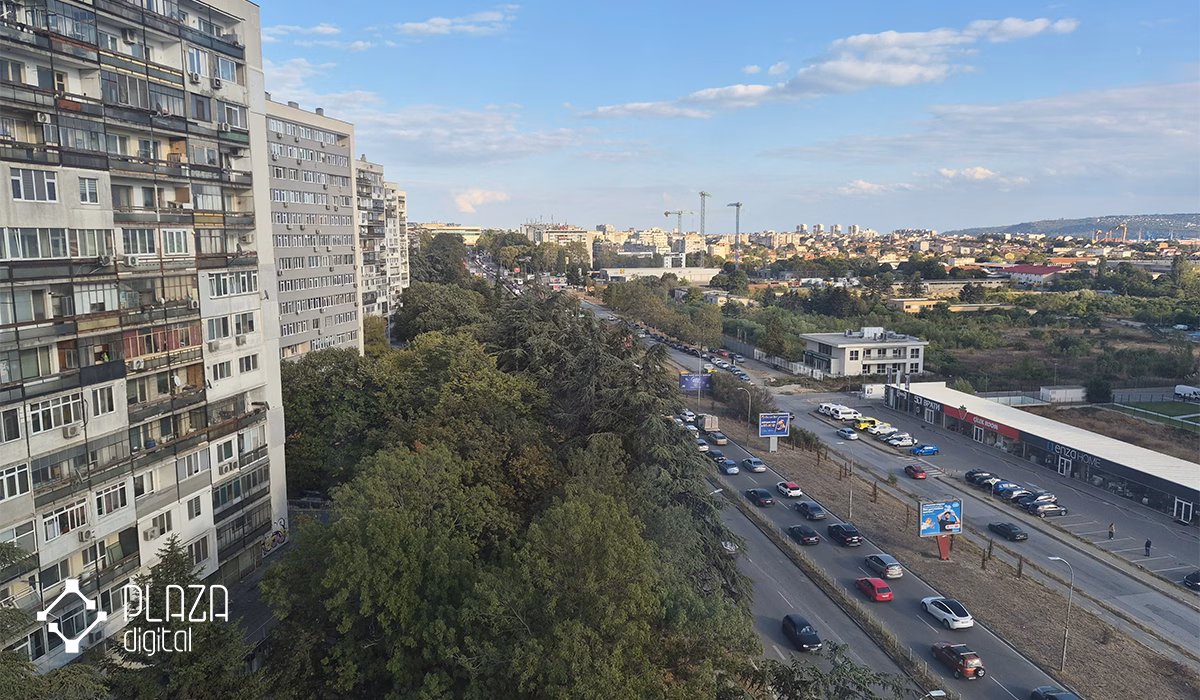 مقایسه S24fe با S25fe؛ رقابت شانه به شانه دو قاتل پرچمدار در سال 2026 19 s25 fe main cam 1